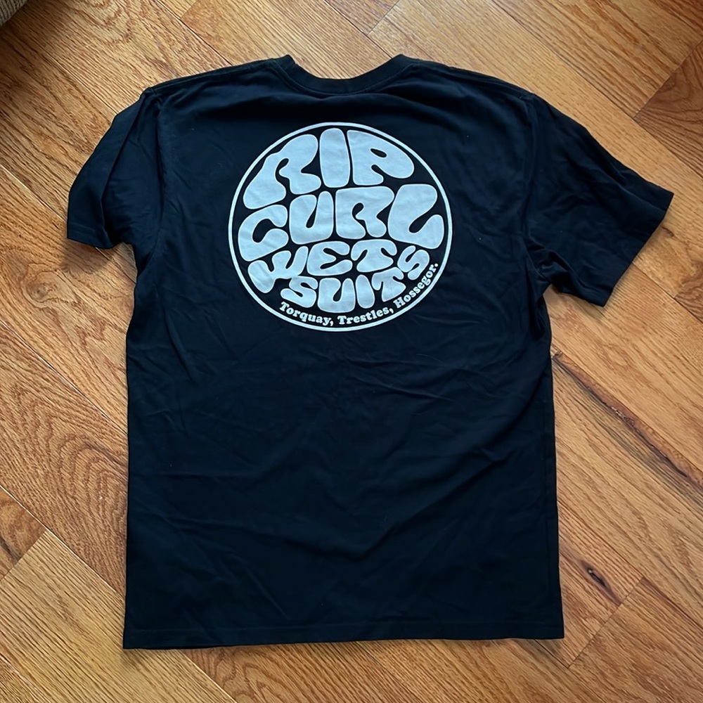 Small - RipCurl tshirt - Picture 4 of 4